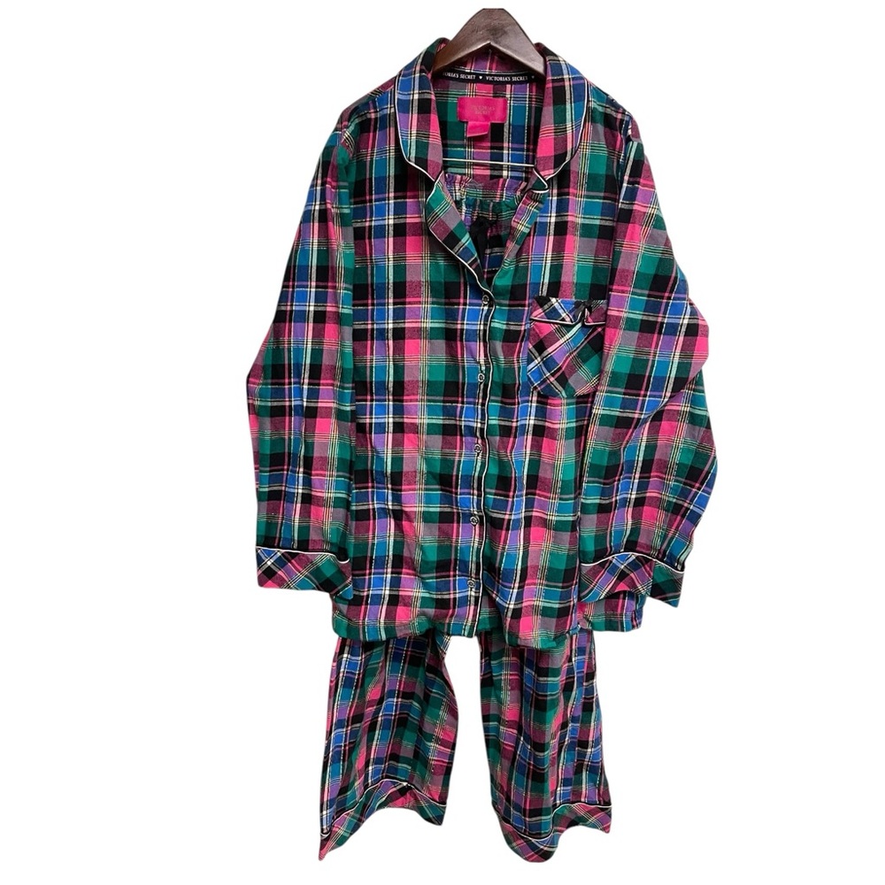 VICTORIA’S SECRET Flannel Pajama Set Green Blue Pink Silver Flannel Size Large
